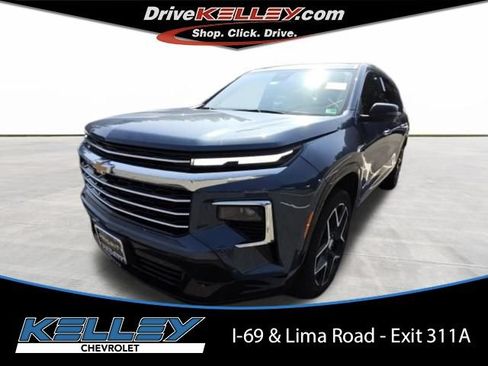 Used 2025 Chevrolet Traverse High Country AWD/4WD image 1