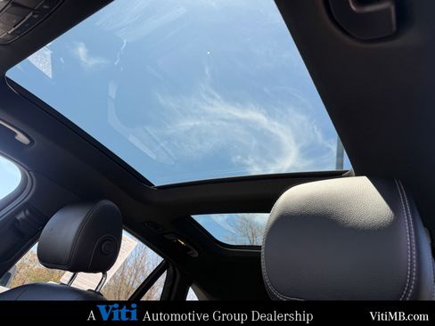 Certified 2022 Mercedes-Benz GLC 300 image 19