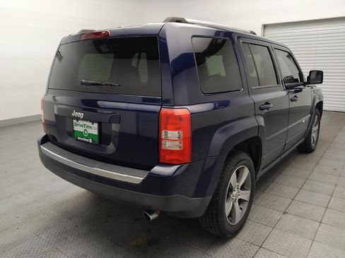 Used 2017 Jeep Patriot High Altitude FWD image 9