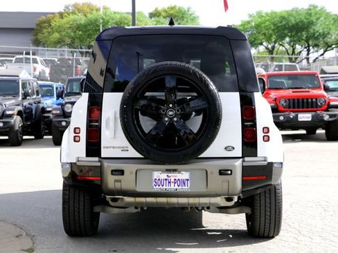 Used 2022 Land Rover Defender 90 X-Dynamic HSE image 6