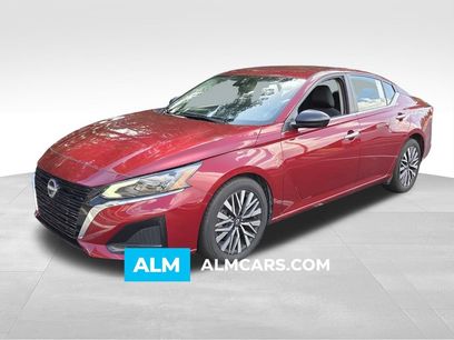 Used 2025 Nissan Altima 2.5 SV