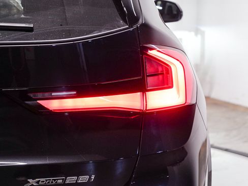 New 2026 BMW X1 xDrive28i AWD/4WD image 7