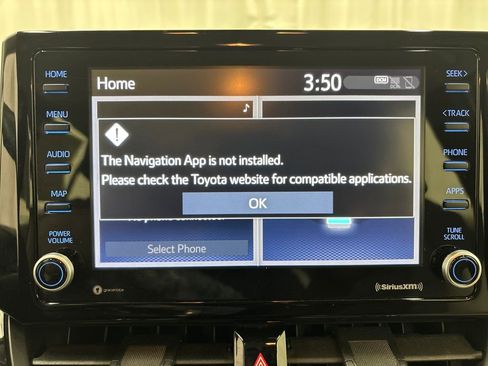 Used 2022 Toyota Corolla LE image 19