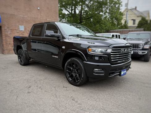 New 2026 RAM 1500 Laramie AWD/4WD image 3