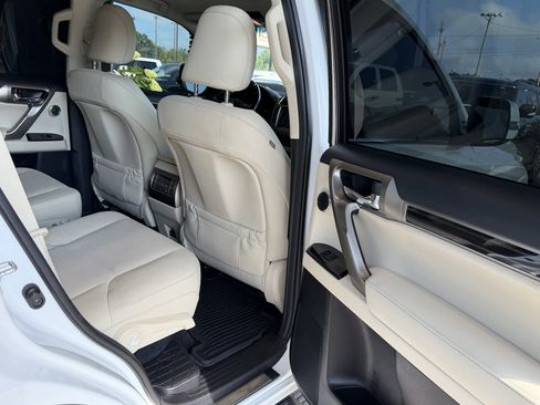 Used 2021 Lexus GX 460 Premium AWD/4WD image 28