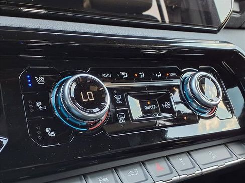 New 2026 GMC Sierra 2500 AT4 w/ Technology Package image 22