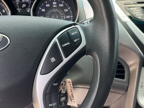 Used 2011 Hyundai Elantra GLS w/ Preferred Equipment Pkg 3 FWD image 14