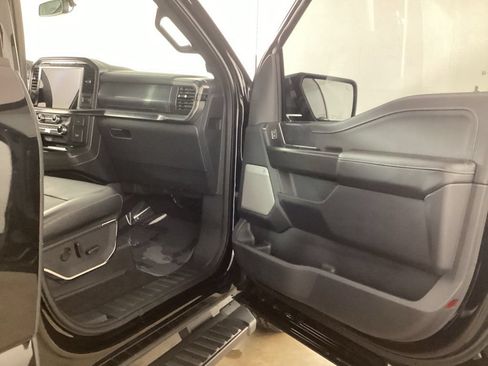 Used 2024 Ford F150 Lariat w/ Bed Utility Package AWD/4WD image 18