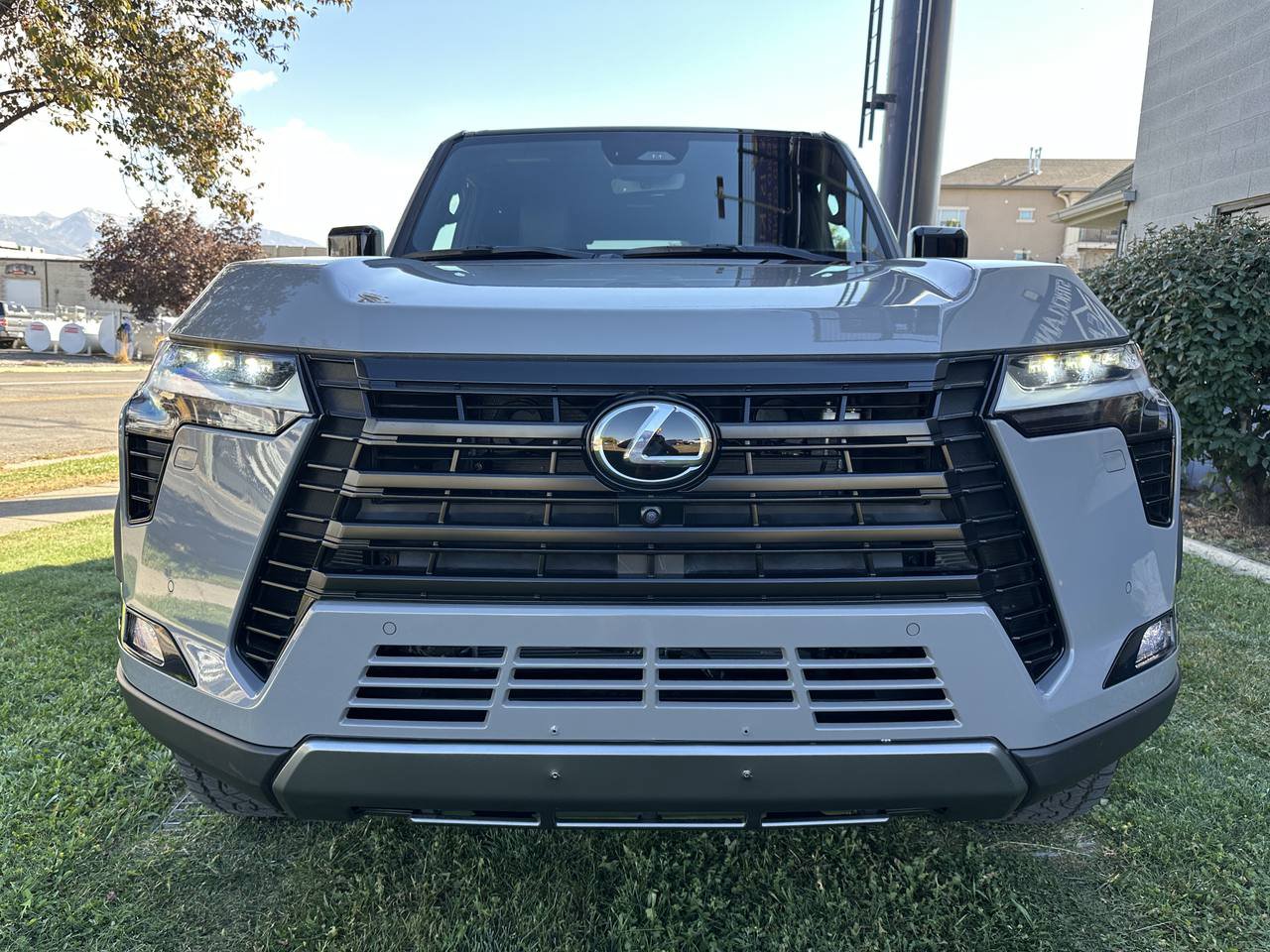Used 2026 Lexus GX 550 AWD/4WD image 13