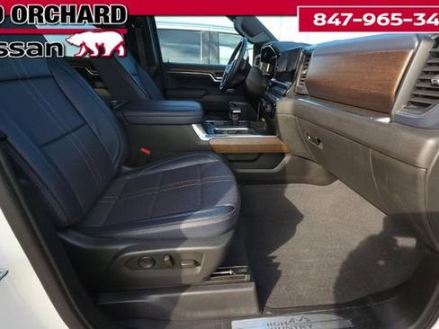 Used 2023 Chevrolet Silverado 1500 High Country image 8