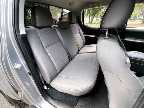 Used 2021 Toyota Tacoma SR5 RWD image 21
