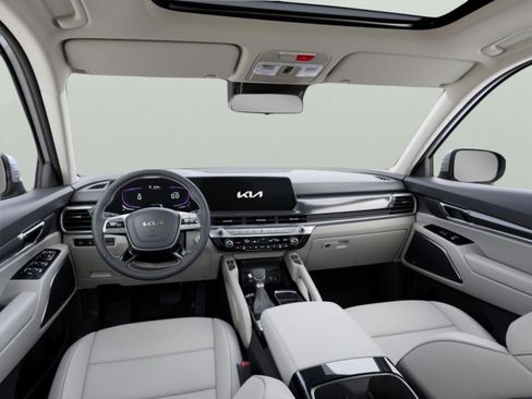 New 2025 Kia Telluride S image 14