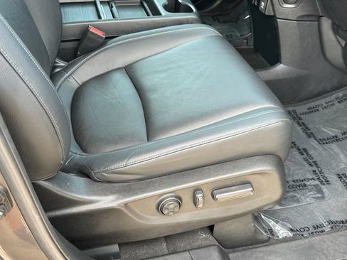 Used 2023 Honda Odyssey Touring image 11