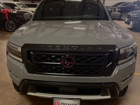 Used 2023 Nissan Frontier PRO-4X w/ Pro Convenience Package AWD/4WD image 7
