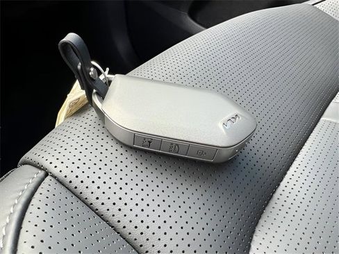 New 2025 Kia Sorento EX w/ EX Panoramic Sunroof Package image 12