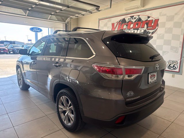 Used 2015 Toyota Highlander XLE FWD image 6