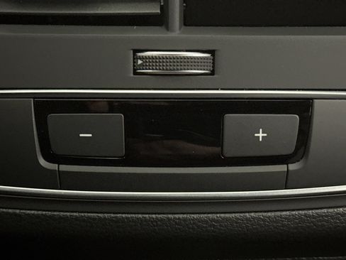 Used 2024 Audi A4 2.0T Premium image 19