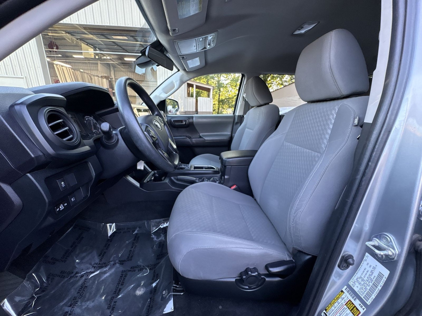 Used 2023 Toyota Tacoma SR AWD/4WD image 13