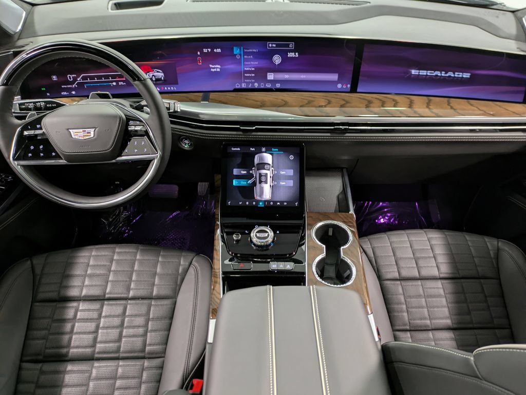 Used 2026 Cadillac Escalade Platinum Sport w/ LPO, Floor Liner Package AWD/4WD image 23