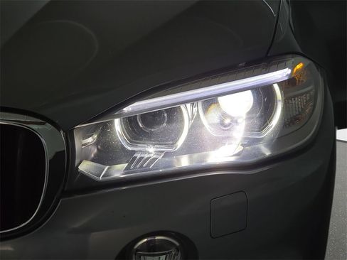 Used 2017 BMW X5 xDrive35d image 33