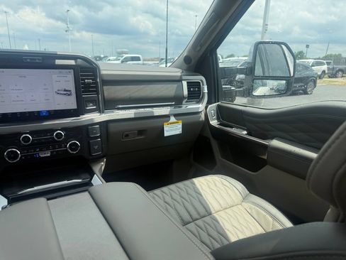 New 2026 Ford F250 Platinum w/ Platinum Plus Package AWD/4WD image 50