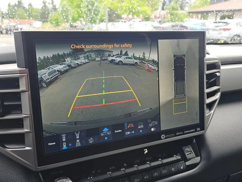 Used 2022 Toyota Tundra Limited w/ TRD Off-Road Package AWD/4WD image 18