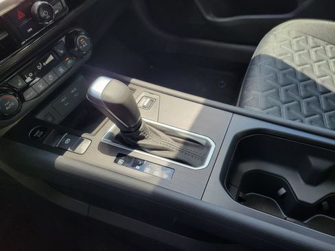 New 2026 Nissan Kicks SV w/ SV Premium Package FWD image 8