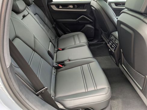 New 2026 Porsche Cayenne E-Hybrid image 24