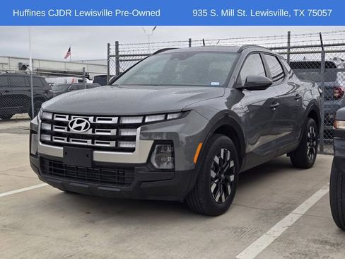 Used 2025 Hyundai Santa Cruz SEL AWD/4WD image 3