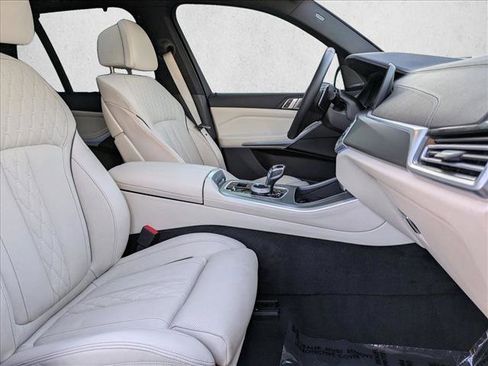 Certified 2023 BMW X5 xDrive45e w/ Executive Package image 22