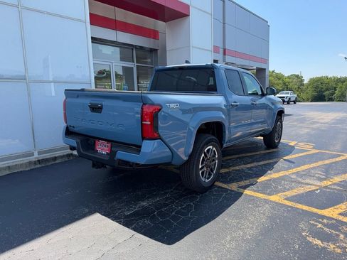 New 2026 Toyota Tacoma TRD Sport AWD/4WD image 3