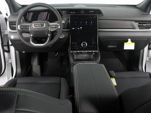 New 2026 GMC Terrain Elevation w/ Elevation Premium Package image 9