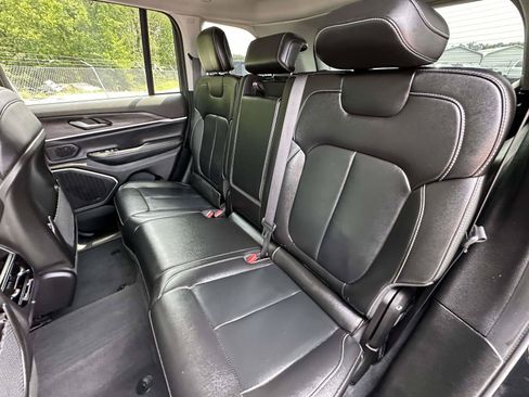 Used 2022 Jeep Grand Cherokee Limited 4xe AWD/4WD image 33