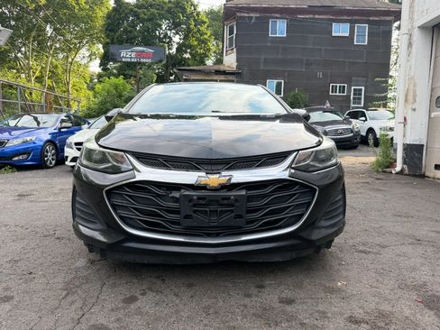 Used 2019 Chevrolet Cruze LT FWD image 15