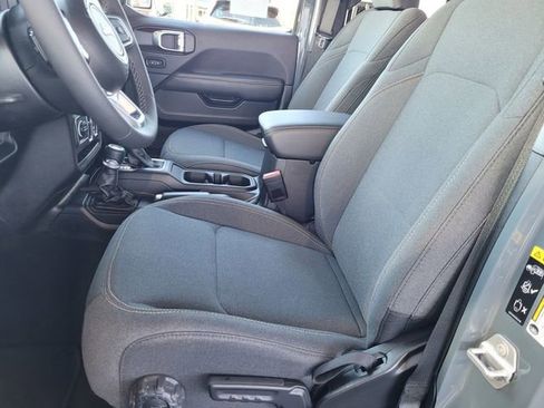 Certified 2025 Jeep Wrangler Unlimited Sahara w/ Safety Group image 16