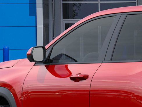 New 2026 Chevrolet Equinox LT image 12