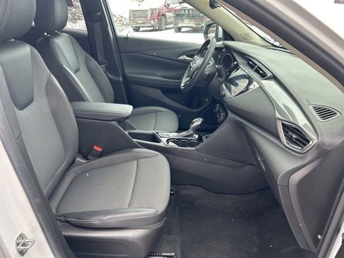 Used 2022 Buick Encore GX Select w/ Sport Touring Package image 7