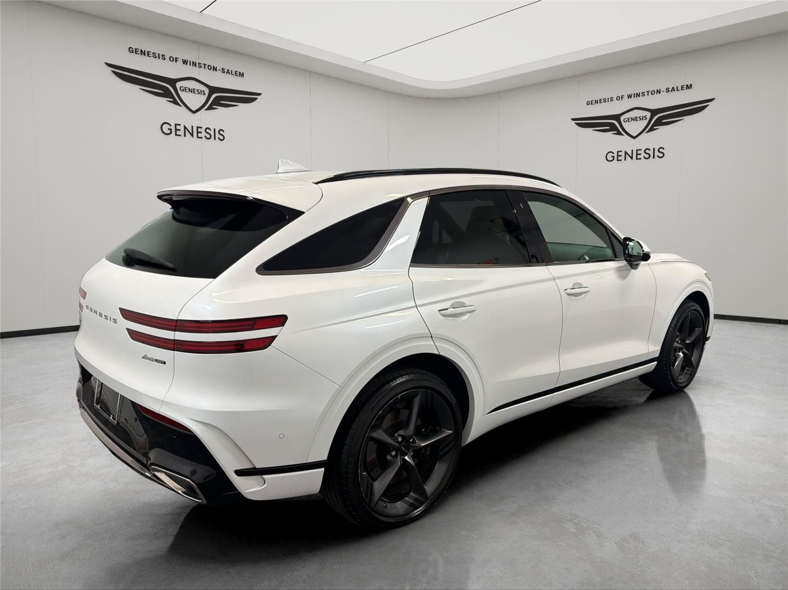 Used 2026 Genesis GV70 3.5T Sport Prestige AWD/4WD image 5