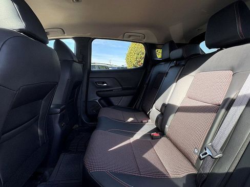 Used 2025 Nissan Kicks SR w/ Illumination Package image 10