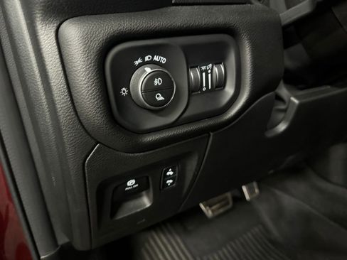 Used 2023 RAM 1500 Sport w/ G/T Package image 22