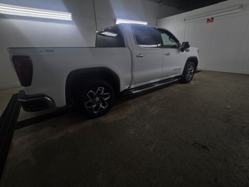 Used 2023 GMC Sierra 1500 SLT w/ SLT Premium Package AWD/4WD image 6