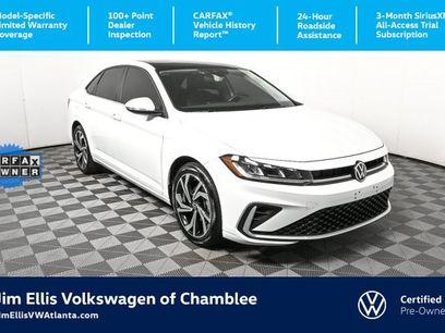 Certified 2025 Volkswagen Jetta SEL