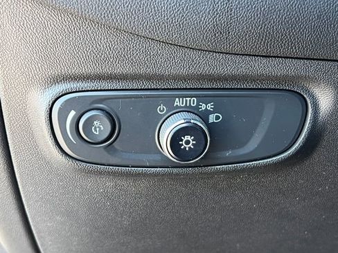 Certified 2024 Chevrolet Equinox LT FWD image 18