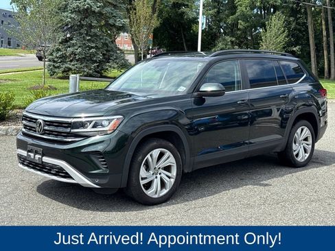 Used 2022 Volkswagen Atlas SE w/ Panoramic Sunroof Package AWD/4WD image 3