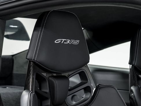 Used 2025 Porsche 911 GT3 RS image 36
