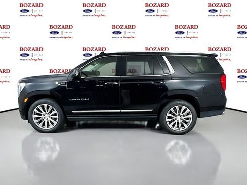 Used 2022 GMC Yukon Denali w/ Denali Premium Package image 5