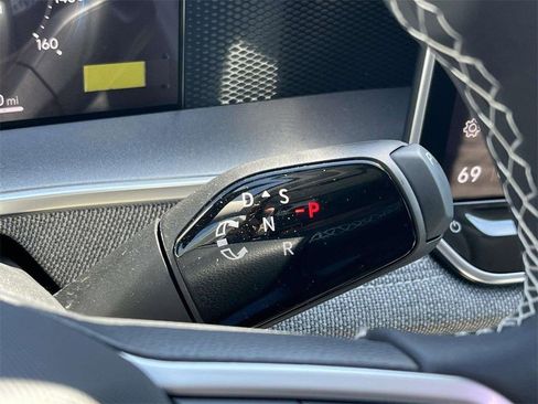 New 2025 Volkswagen Tiguan S image 25