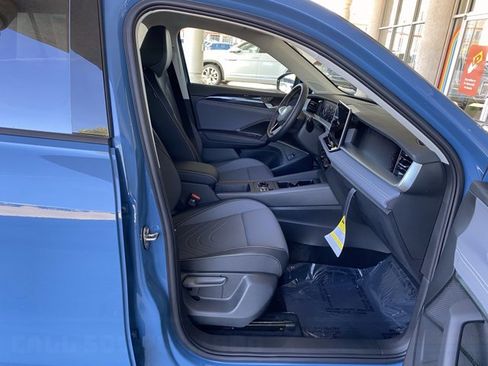 New 2026 Volkswagen Tiguan SE AWD/4WD image 36