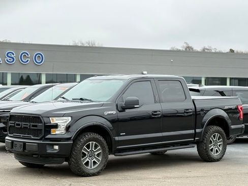 Used 2016 Ford F150 XLT w/ Equipment Group 302A Luxury AWD/4WD image 32