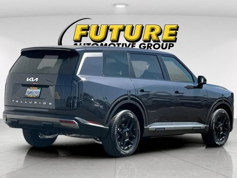 Used 2027 Kia Telluride LX FWD image 4
